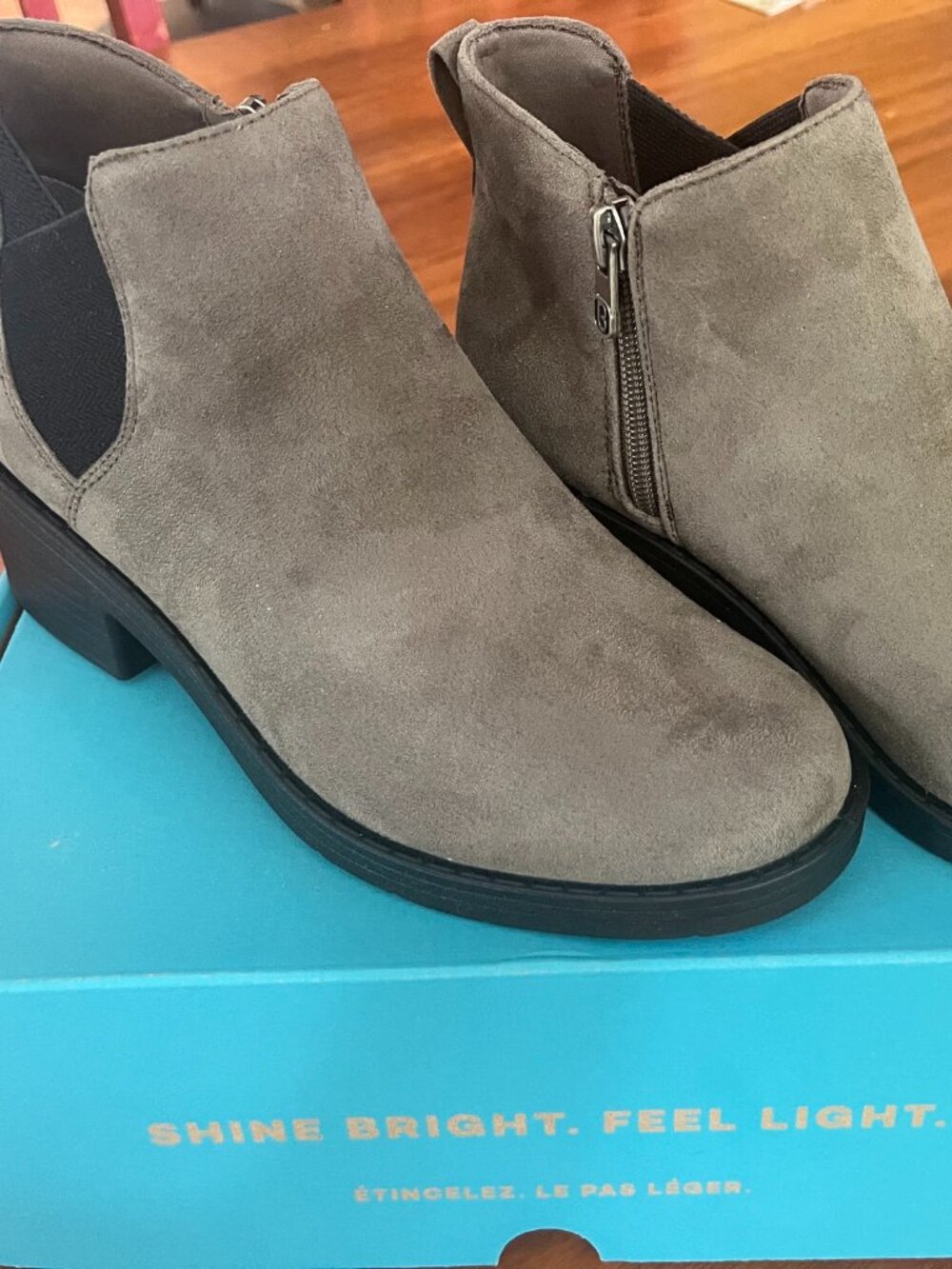 BZEES - ONTARIO BOOT - OLIVE - SIZE 7W